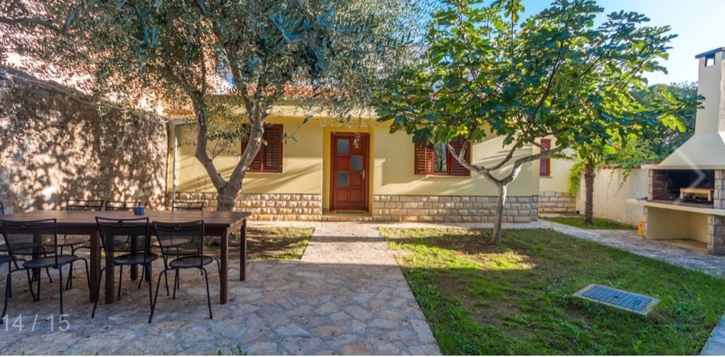 Villa Kuca Za Odmor Sveti Filip i Jakov Esterno foto