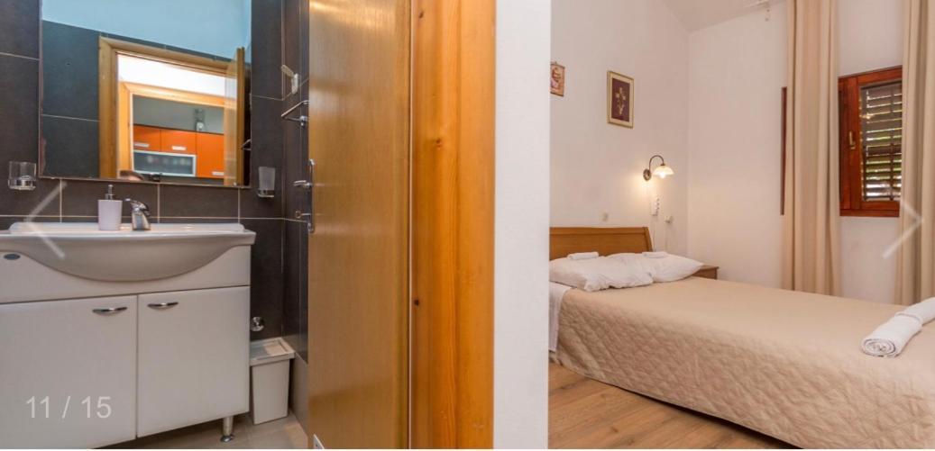 Villa Kuca Za Odmor Sveti Filip i Jakov Esterno foto